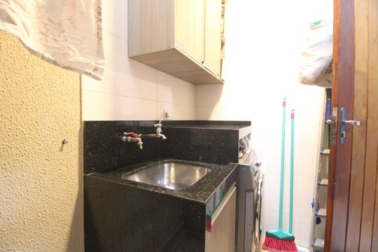 Lavanderia de casa de condomínio à venda com 3 quartos, 70m² em Vila Campo Grande, São Paulo