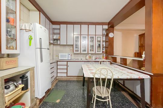 Cozinha de casa para alugar com 3 quartos, 200m² em Quitaúna, Osasco