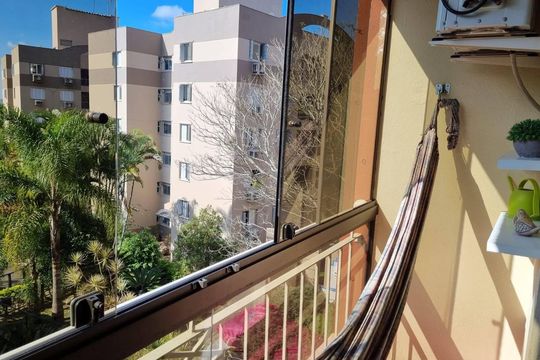 Varanda de apartamento à venda com 2 quartos, 58m² em Jardim Carvalho, Porto Alegre
