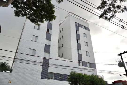 Fachada do Prédio de apartamento à venda com 3 quartos, 80m² em Santa Ines, Belo Horizonte