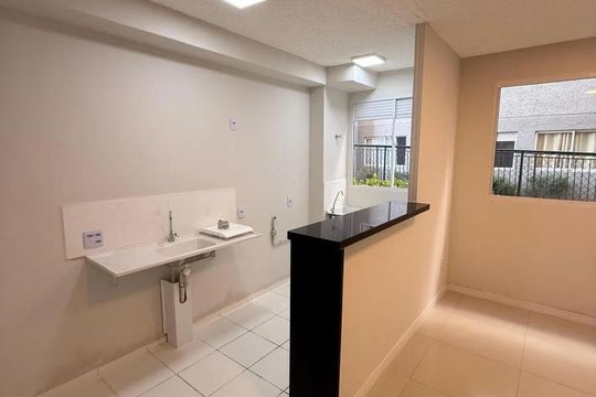 Sala/cozinha de apartamento à venda com 2 quartos, 42m² em Jardim Gilda Maria, São Paulo