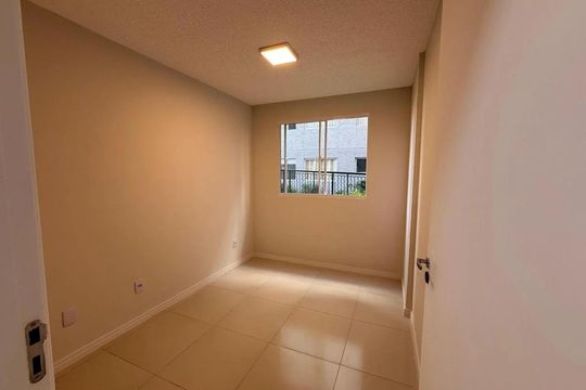Quarto 1 de apartamento à venda com 2 quartos, 42m² em Jardim Gilda Maria, São Paulo