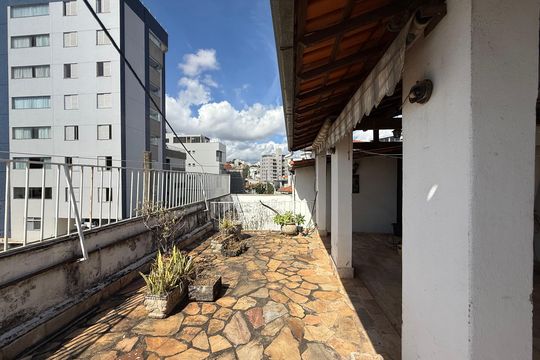 Casa para alugar com 4 quartos, 170m² em Prado, Belo Horizonte