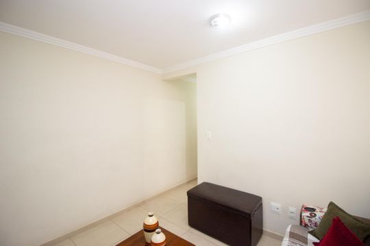Sala de apartamento para alugar com 2 quartos, 70m² em Europa, Contagem