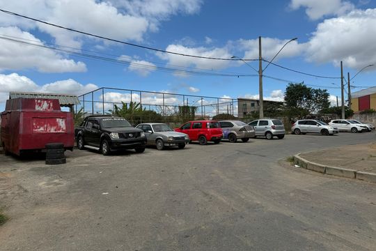 Garagem de apartamento à venda com 2 quartos, 56m² em Tropical, Contagem