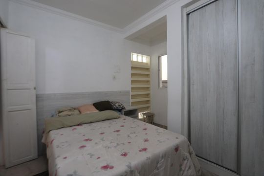 Quarto 1 - Casa 1 de casa à venda com 4 quartos, 280m² em Fazenda da Juta, São Paulo