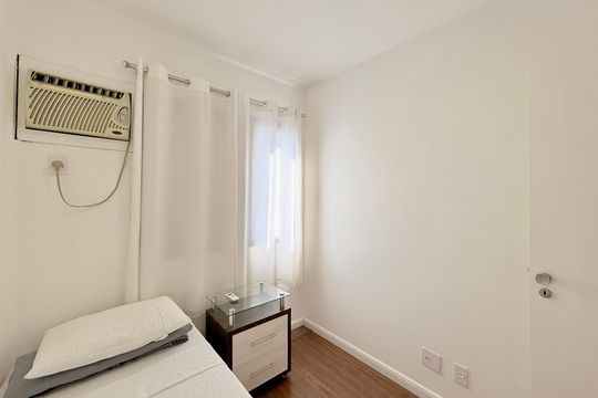 Quarto 2 de apartamento à venda com 2 quartos, 44m² em Cidade Monções, São Paulo