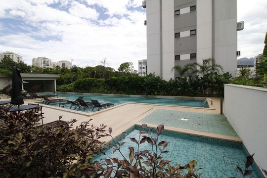 Área comum - Piscina de apartamento para alugar com 2 quartos, 47m² em Barra Olímpica, Rio de Janeiro