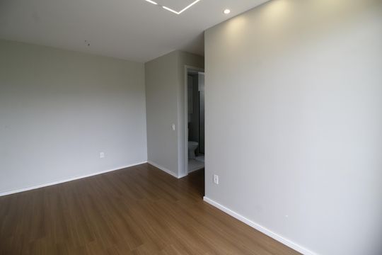 Sala de apartamento para alugar com 2 quartos, 47m² em Barra Olímpica, Rio de Janeiro