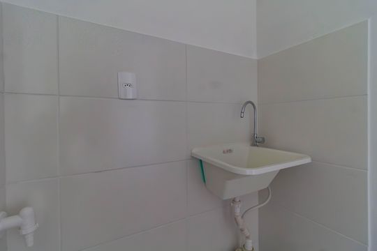 Área de Serviço de apartamento para alugar com 2 quartos, 32m² em Lapa de Baixo, São Paulo