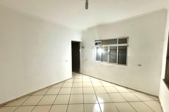 Sala de casa para alugar com 1 quarto, 36m² em Lageado, Ferraz de Vasconcelos