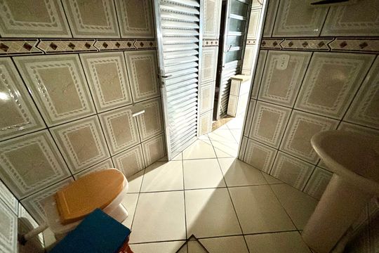 Banheiro de casa para alugar com 1 quarto, 36m² em Lageado, Ferraz de Vasconcelos