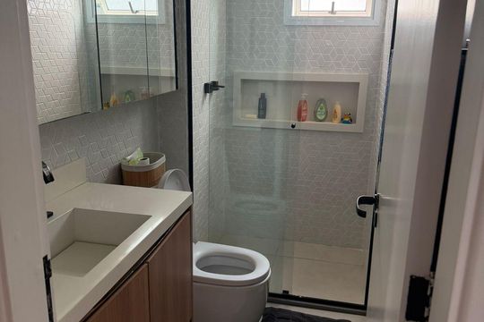 Banheiro de apartamento à venda com 3 quartos, 79m² em Vila Uberabinha, São Paulo