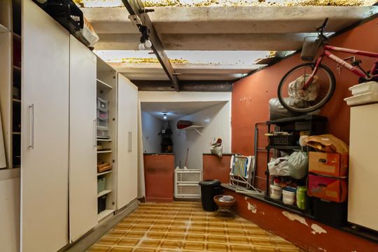 Quintal de casa à venda com 3 quartos, 183m² em Vila Euclides, São Bernardo do Campo