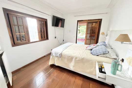 Quarto Suíte de casa à venda com 3 quartos, 250m² em Jardim São Paulo, São Paulo