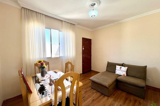 Apartamento à venda com 3 quartos, 65m² em Santa Monica, Belo Horizonte