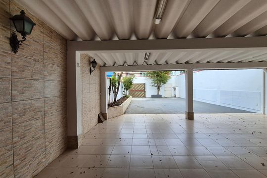 Casa para alugar com 4 quartos, 280m² em Vila Metalúrgica, Santo André