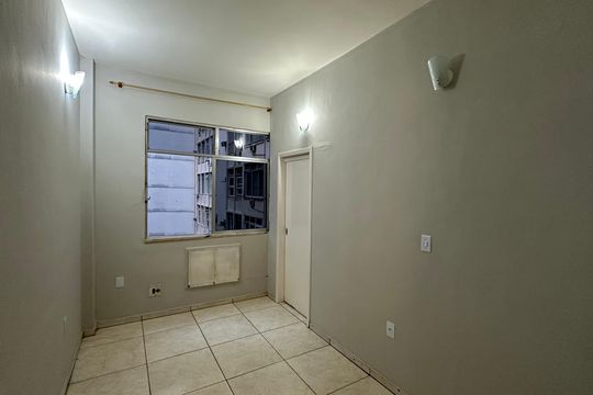 Apartamento à venda com 1 quarto, 38m² em Copacabana, Rio de Janeiro