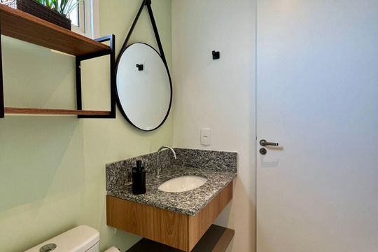 Banheiro da Suíte de apartamento à venda com 2 quartos, 56m² em Conceicao, Campinas