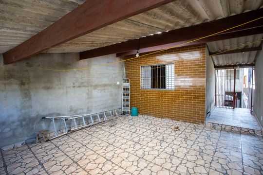 Varanda  de casa à venda com 3 quartos, 196m² em Jardim Abc, Diadema