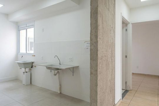 Cozinha de apartamento para alugar com 2 quartos, 45m² em Jardim Betânia, Cachoeirinha
