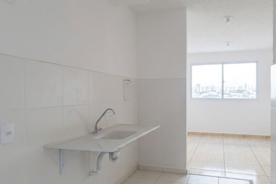 Cozinha de apartamento para alugar com 2 quartos, 45m² em Jardim Betânia, Cachoeirinha