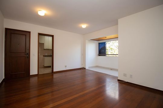 Apartamento para alugar com 3 quartos, 100m² em Setor Sudoeste, Brasília