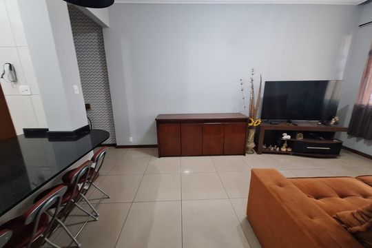 Sala de apartamento à venda com 2 quartos, 69m² em Imperial de São Cristóvão, Rio de Janeiro