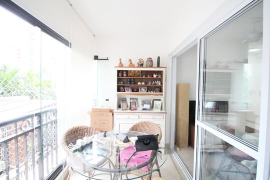 Varanda de apartamento à venda com 1 quarto, 39m² em Vila Suzana, São Paulo