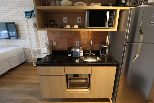 Cozinha de kitnet/studio à venda com 1 quarto, 27m² em Indianópolis, São Paulo