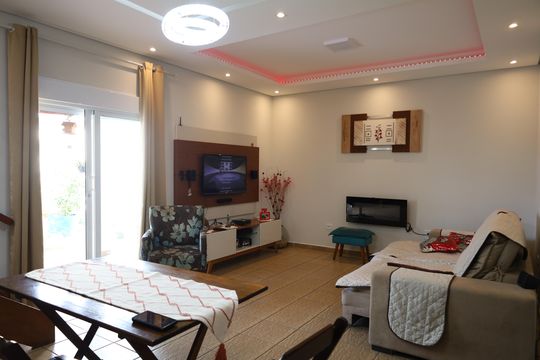 Casa à venda com 3 quartos, 200m² em Interlagos, São Paulo