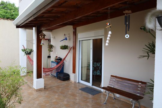 Casa à venda com 3 quartos, 200m² em Interlagos, São Paulo