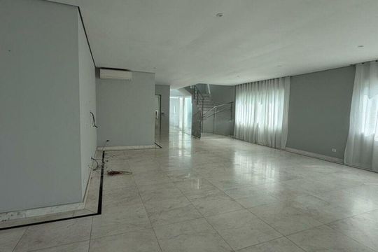 Casa de Condomínio para alugar com 4 quartos, 810m² em Fazenda Morumbi, São Paulo