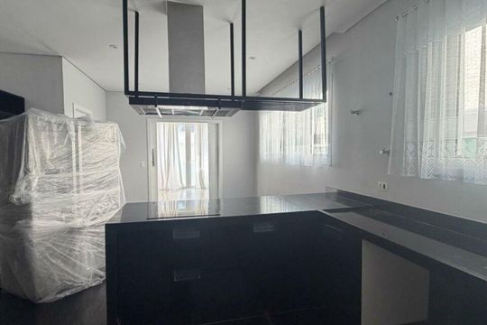 Casa de Condomínio para alugar com 4 quartos, 810m² em Fazenda Morumbi, São Paulo