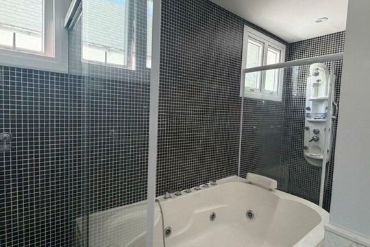Casa de Condomínio para alugar com 4 quartos, 810m² em Fazenda Morumbi, São Paulo