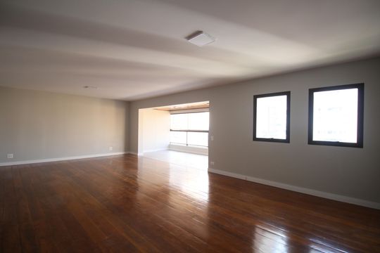 Sala de apartamento à venda com 3 quartos, 195m² em Jardim Monte Kemel, São Paulo