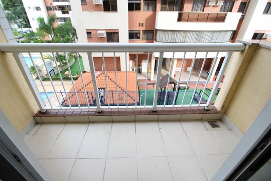 Sala - Varanda de apartamento para alugar com 2 quartos, 60m² em B Tijuca, Rio de Janeiro