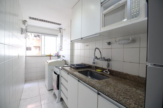 Cozinha de apartamento para alugar com 2 quartos, 60m² em B Tijuca, Rio de Janeiro