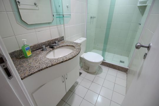 Quarto 2 - Suíte de apartamento para alugar com 2 quartos, 60m² em B Tijuca, Rio de Janeiro