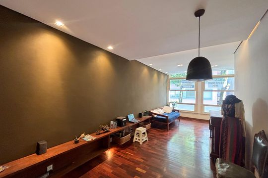 Sala de apartamento à venda com 1 quarto, 90m² em Copacabana, Rio de Janeiro
