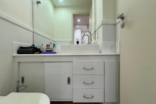 Lavabo de apartamento à venda com 1 quarto, 90m² em Copacabana, Rio de Janeiro