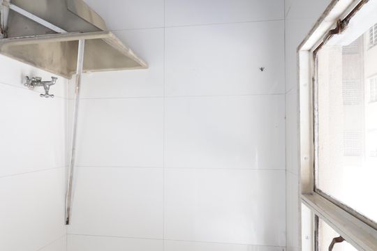 Área de Serviço de apartamento à venda com 2 quartos, 48m² em Conjunto Residencial José Bonifácio, São Paulo