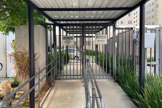 Fachada do Prédio de apartamento à venda com 2 quartos, 42m² em Jardim Boa Vista (zona Oeste), Osasco