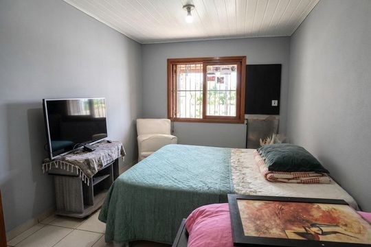 Quarto 2 de casa para alugar com 2 quartos, 48m² em Moradas do Bosque, Cachoeirinha
