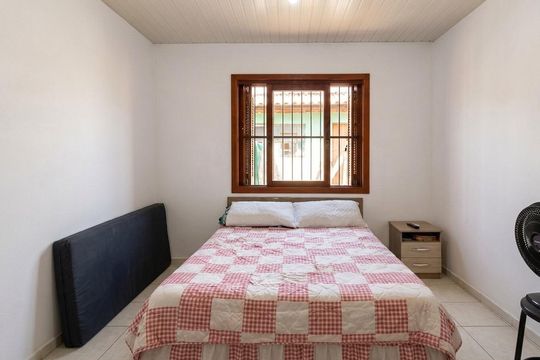 Quarto 1 de casa para alugar com 2 quartos, 48m² em Moradas do Bosque, Cachoeirinha