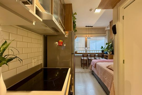 Cozinha de apartamento à venda com 1 quarto, 18m² em Jardim Aeroporto, São Paulo