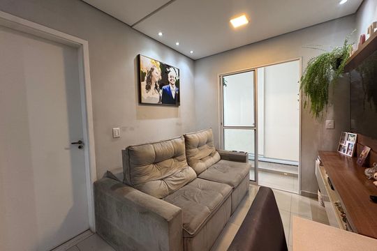Sala de apartamento à venda com 1 quarto, 35m² em Jaguaribe, Osasco