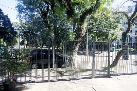 Quarto Vista de apartamento à venda com 1 quarto, 41m² em Menino Deus, Porto Alegre
