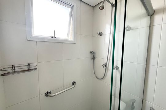 Banheiro suíte de apartamento à venda com 3 quartos, 82m² em Água Fria, São Paulo