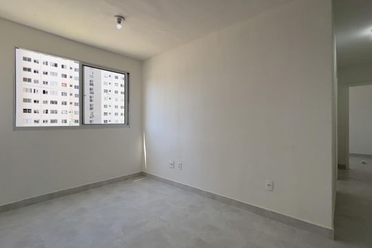 Sala de apartamento para alugar com 2 quartos, 44m² em Vila Nova Bonsucesso, Guarulhos